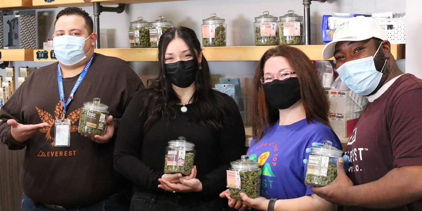 Image of Everest Dispensary Staff members in North Valley Albuquerque NM.